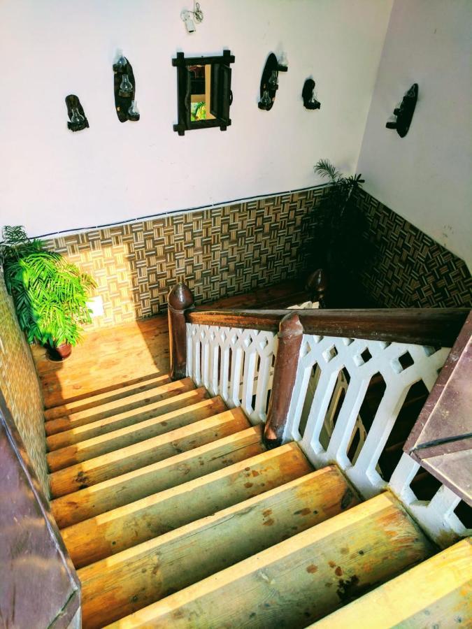 Heritage Hotel Лакнау Екстериор снимка